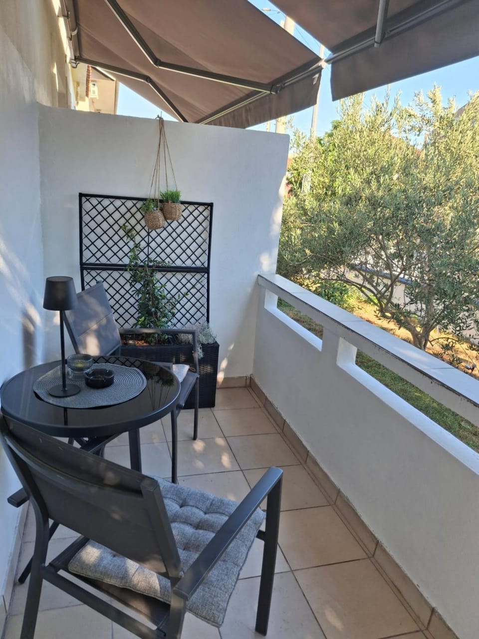 Leona Lux Apartment with Terrace & Free Parking Apartment in Zadar