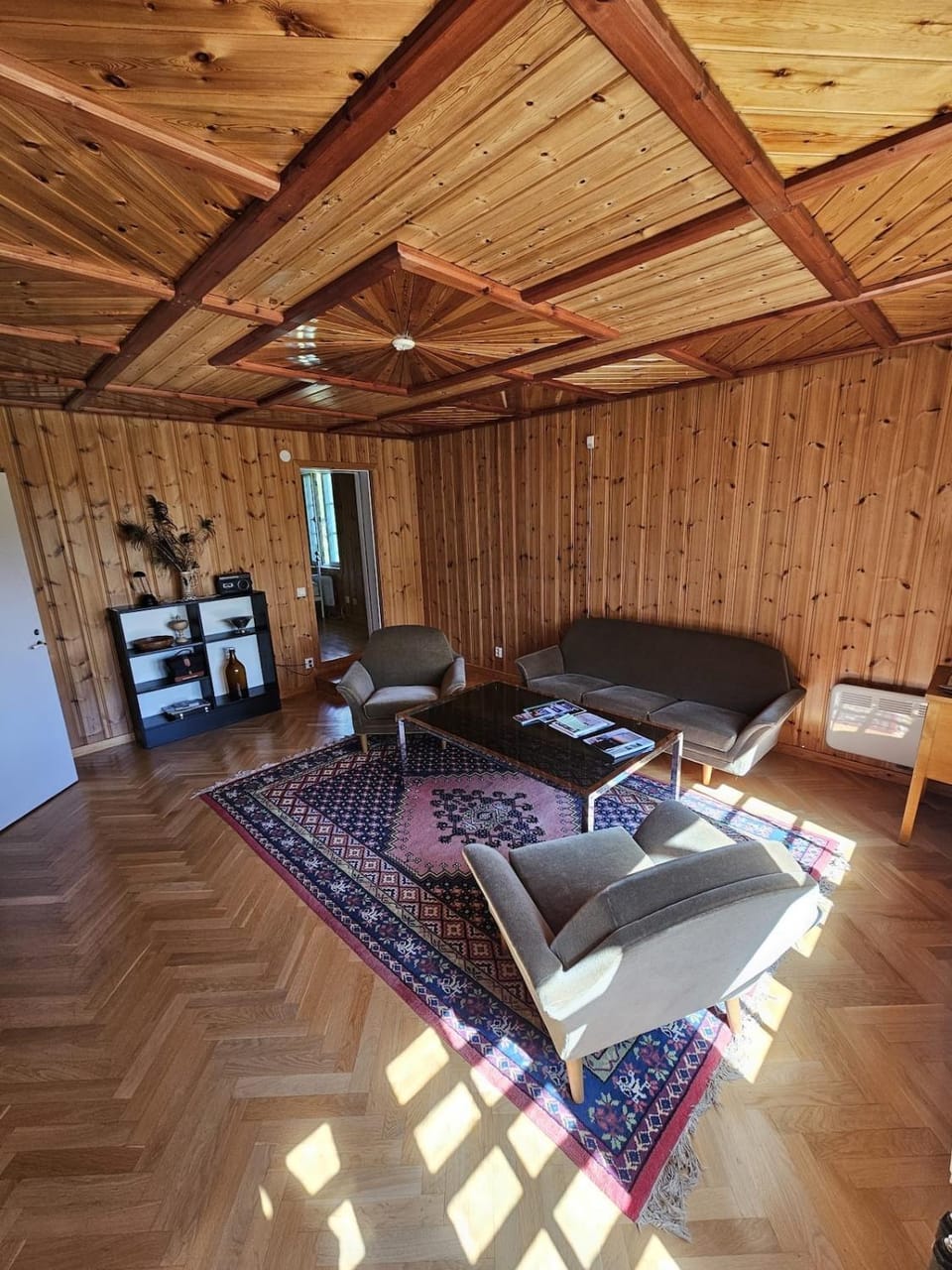 Living room, Seating area