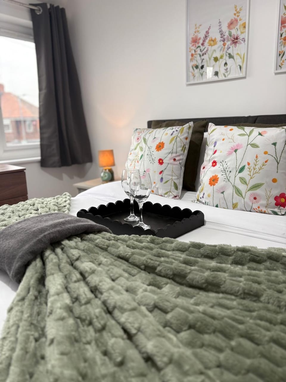 2 bedroom Haven sleeps 4 Hull HU6 House in Hull