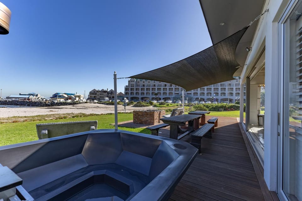 Hot Tub, Balcony/Terrace