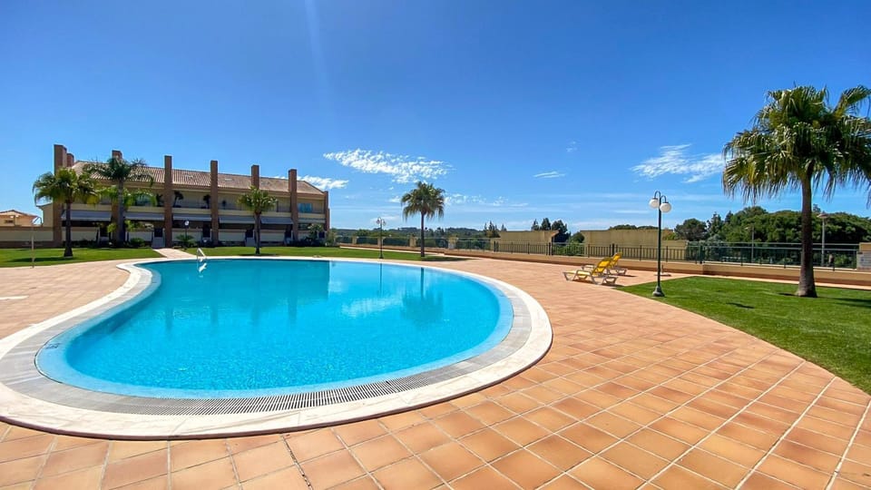 Millennium Plaza by HsRentals Apartment in Olhos de Água