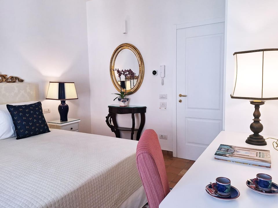 Odisseo Apartments House in Minori