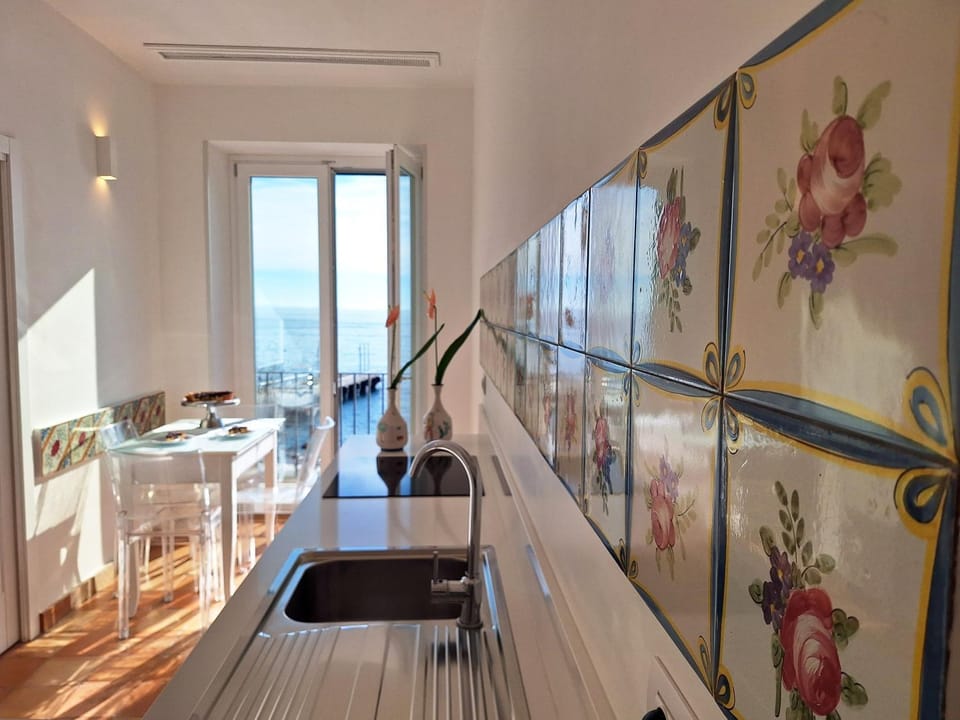 Odisseo Apartments House in Minori