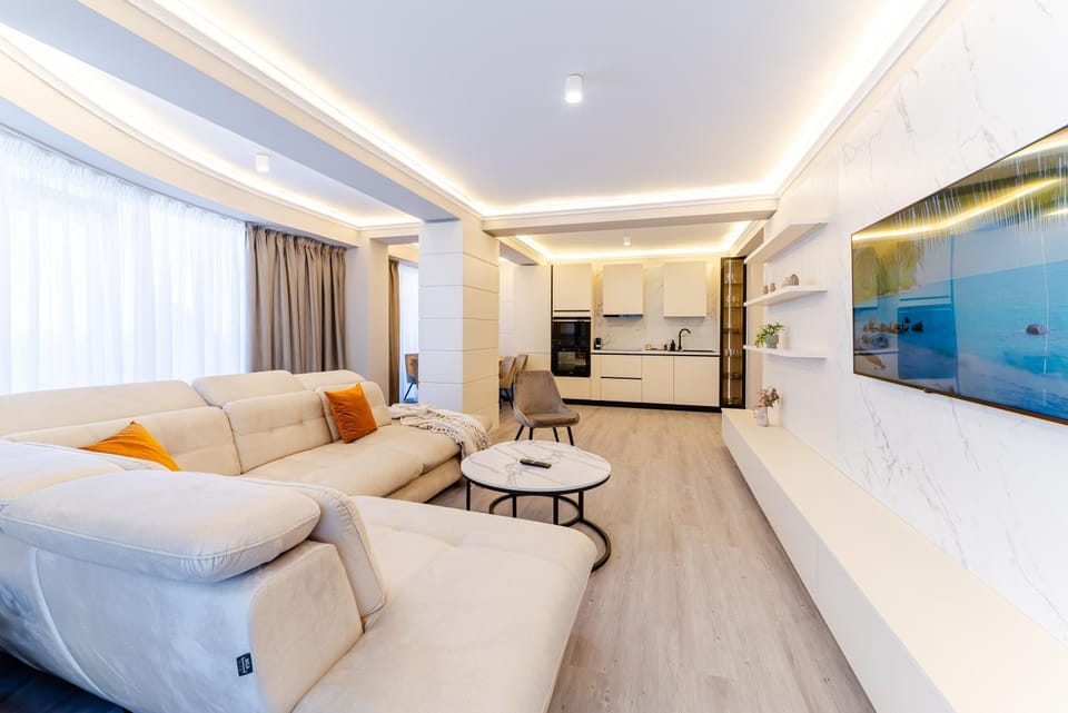 TV and multimedia, Kitchen or kitchenette, Living room, Seating area, minibar