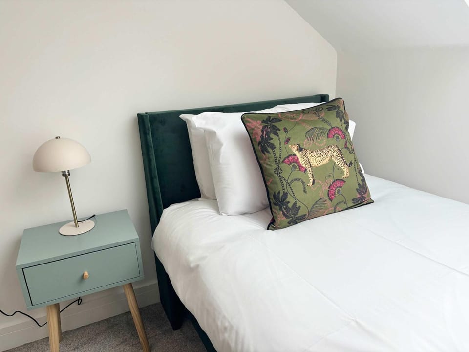 Beautiful 2 bed room apartment with sea view Apartment in Penzance