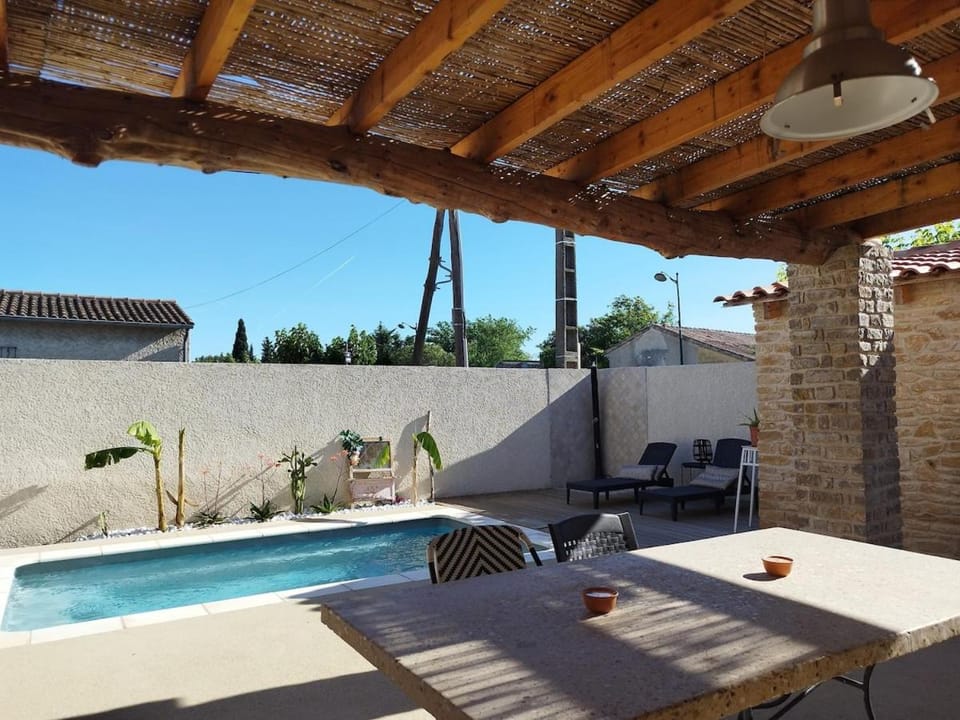 Balcony/Terrace, Pool view