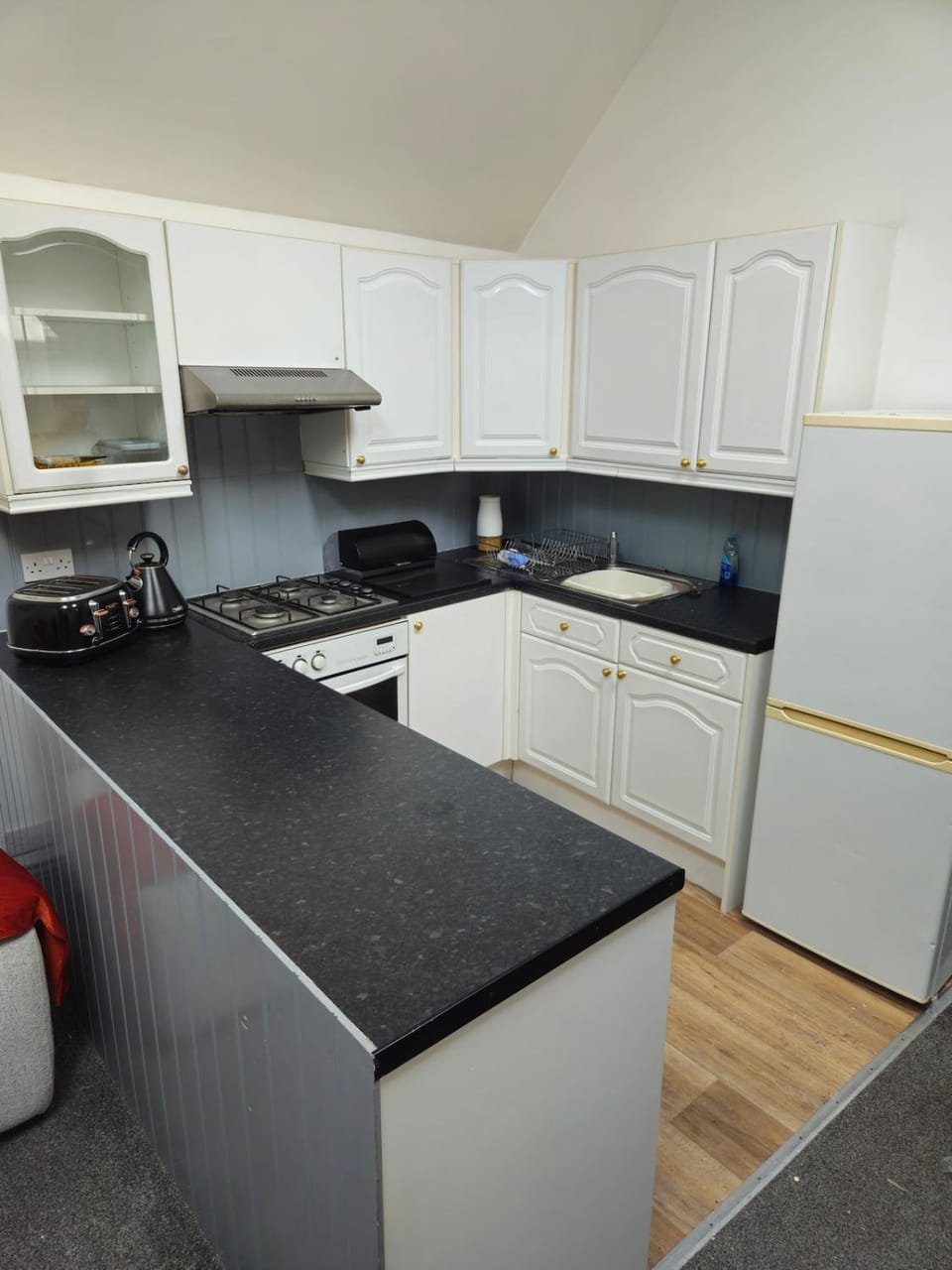 Highland Hideaway Southsea Stylish Coastal Stay Apartment in Portsmouth