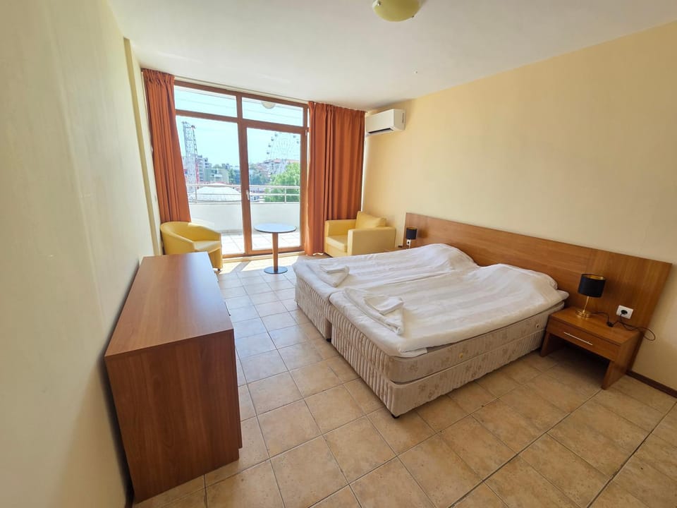 Martino - 2 Sea view apartment Sunny Beach Apartment in Sunny Beach