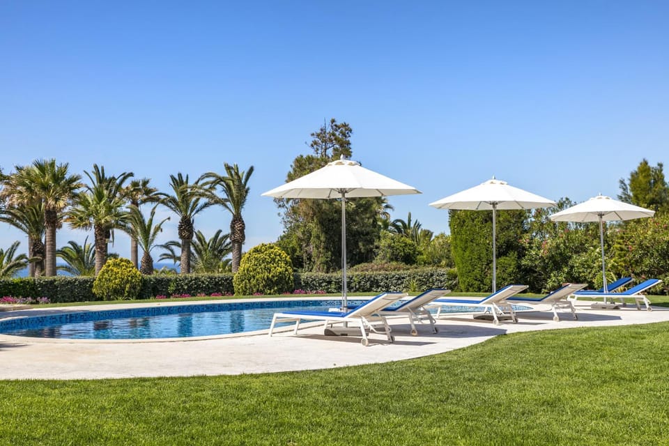 Swimming pool, Swimming pool