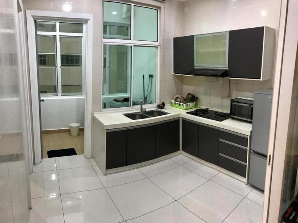 Olives homestay sharing apartment private room with private bathroom free wifi Vacation rental in Subang Jaya
