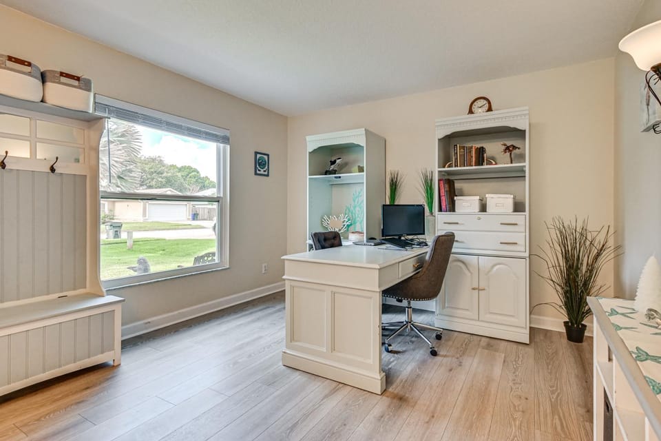 Pool, Hot Tub, Outdoor Kitchen Near Cocoa Beach House in Rockledge