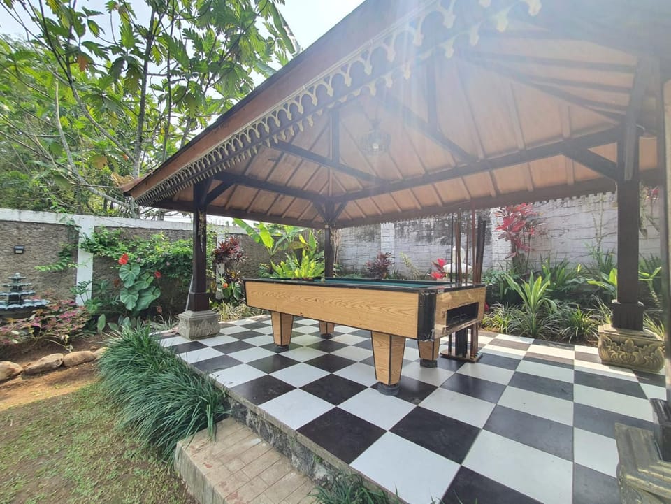 Villa Swasti Villa in Cisarua