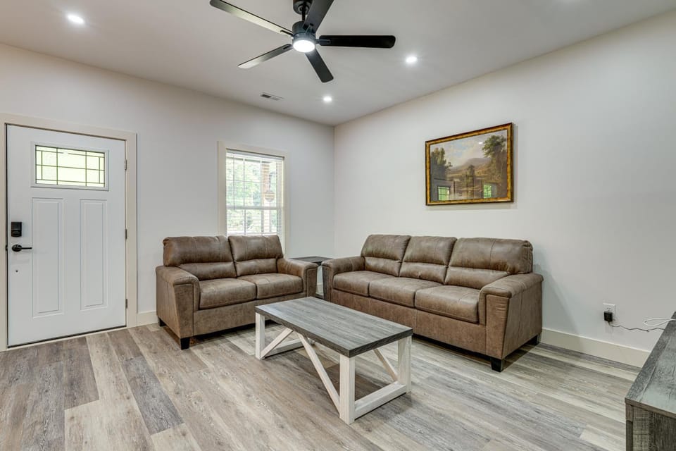 Pet-Friendly Outdoor Retreat Near Nolichucky River House in Banner Hill