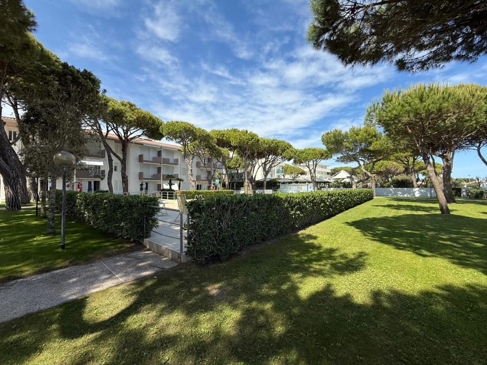 RESIDENCE GARDEN -WALTERIGATO Apartments SOLO PER FAMIGLIE Apartment in Lido di Jesolo