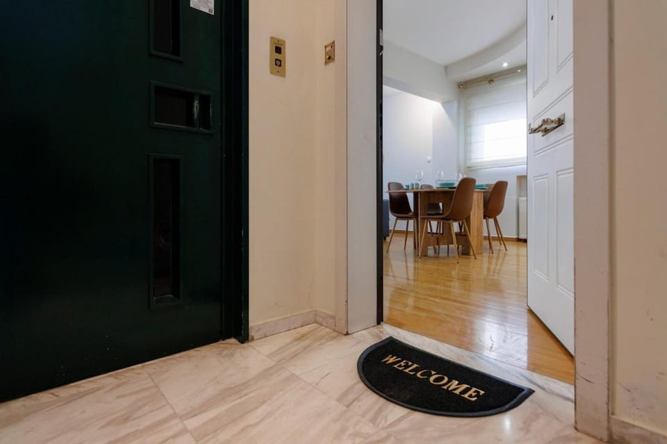 Mediterranean 2 bedroom Luxury Apartment in South Athens
