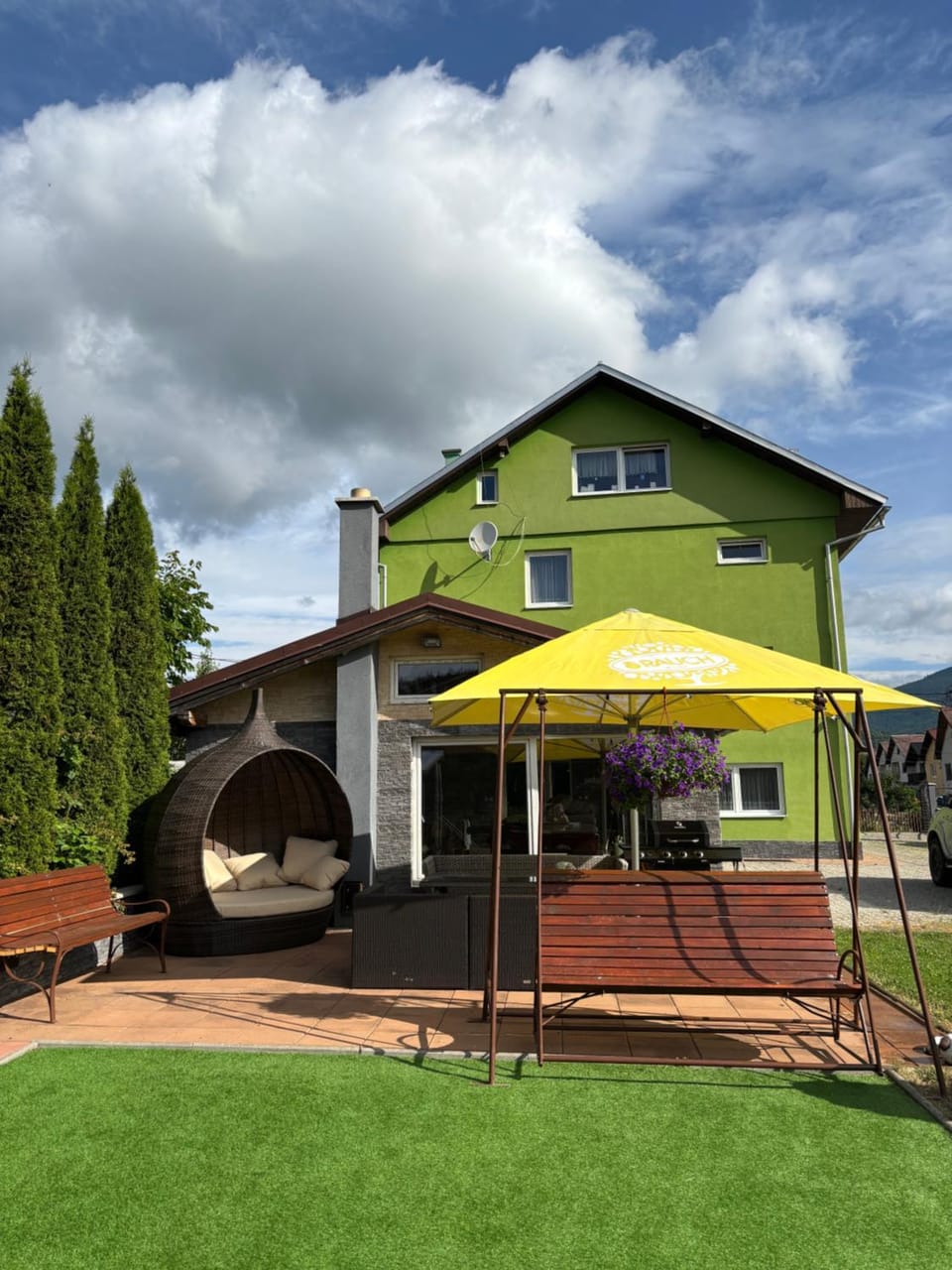 Property building, Garden, Seating area