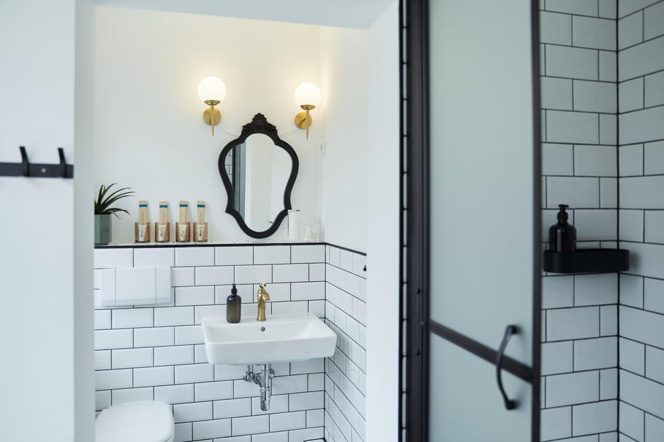 Shower, Bathroom