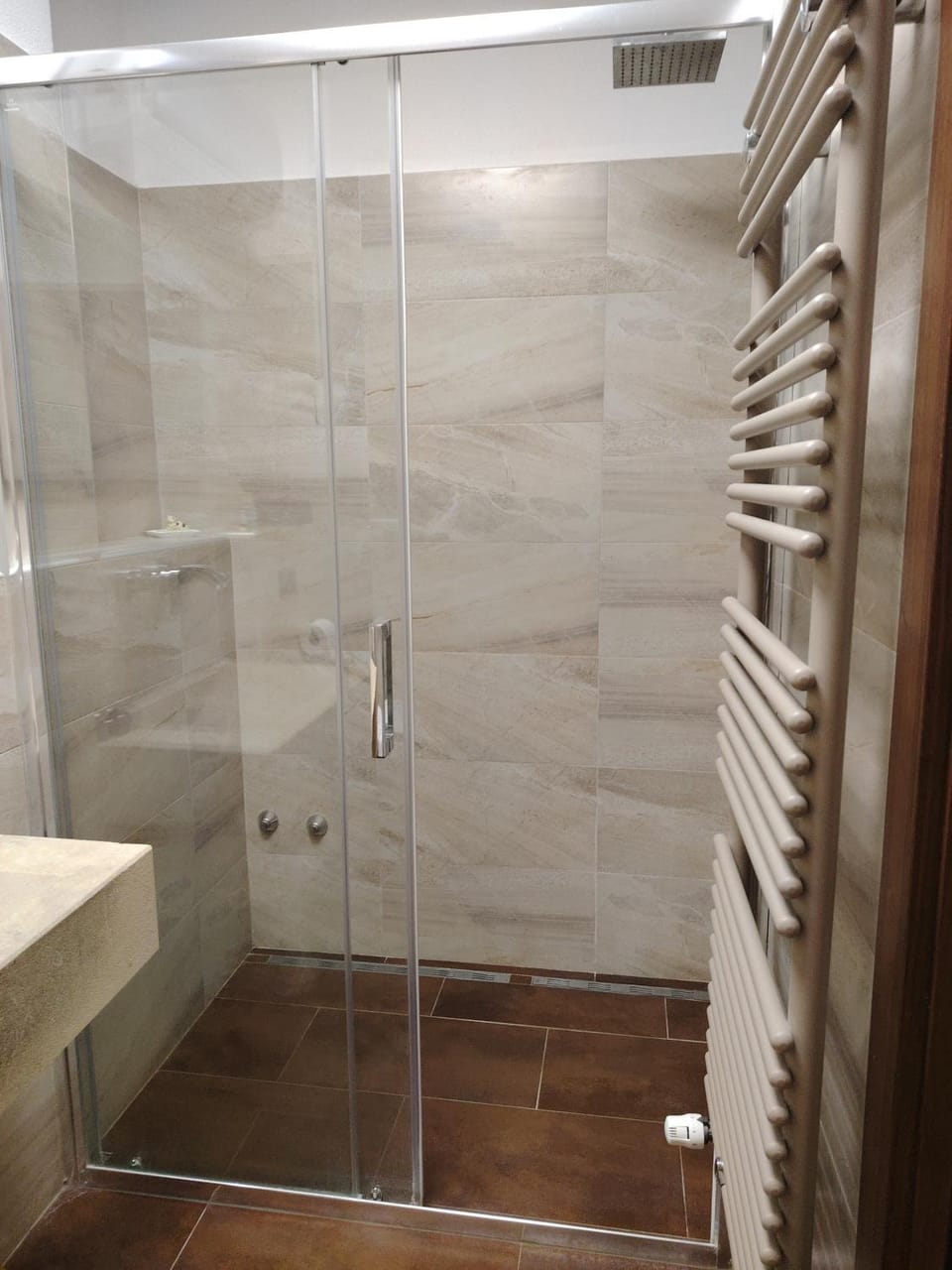 Bathroom, Living room
