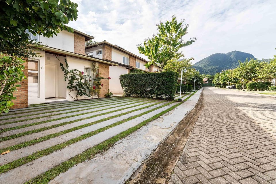 House in Gated Community w/ Full Amenities - CP180 House in São Sebastião