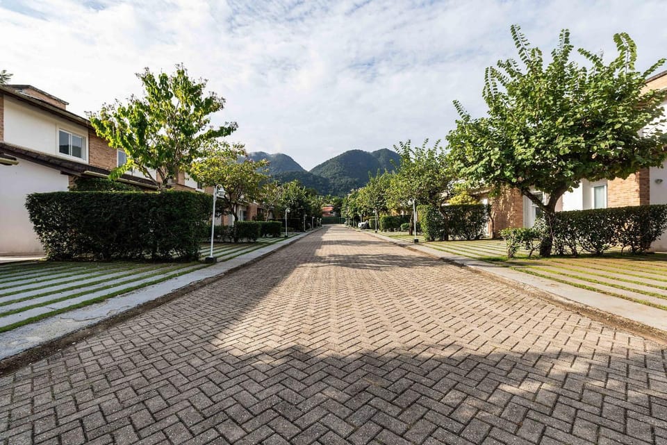 House in Gated Community w/ Full Amenities - CP180 House in São Sebastião