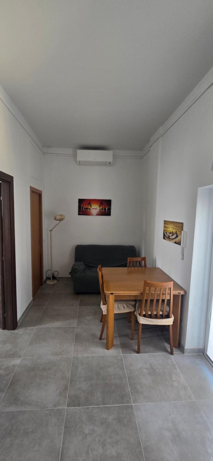 Communal lounge/ TV room, kitchen