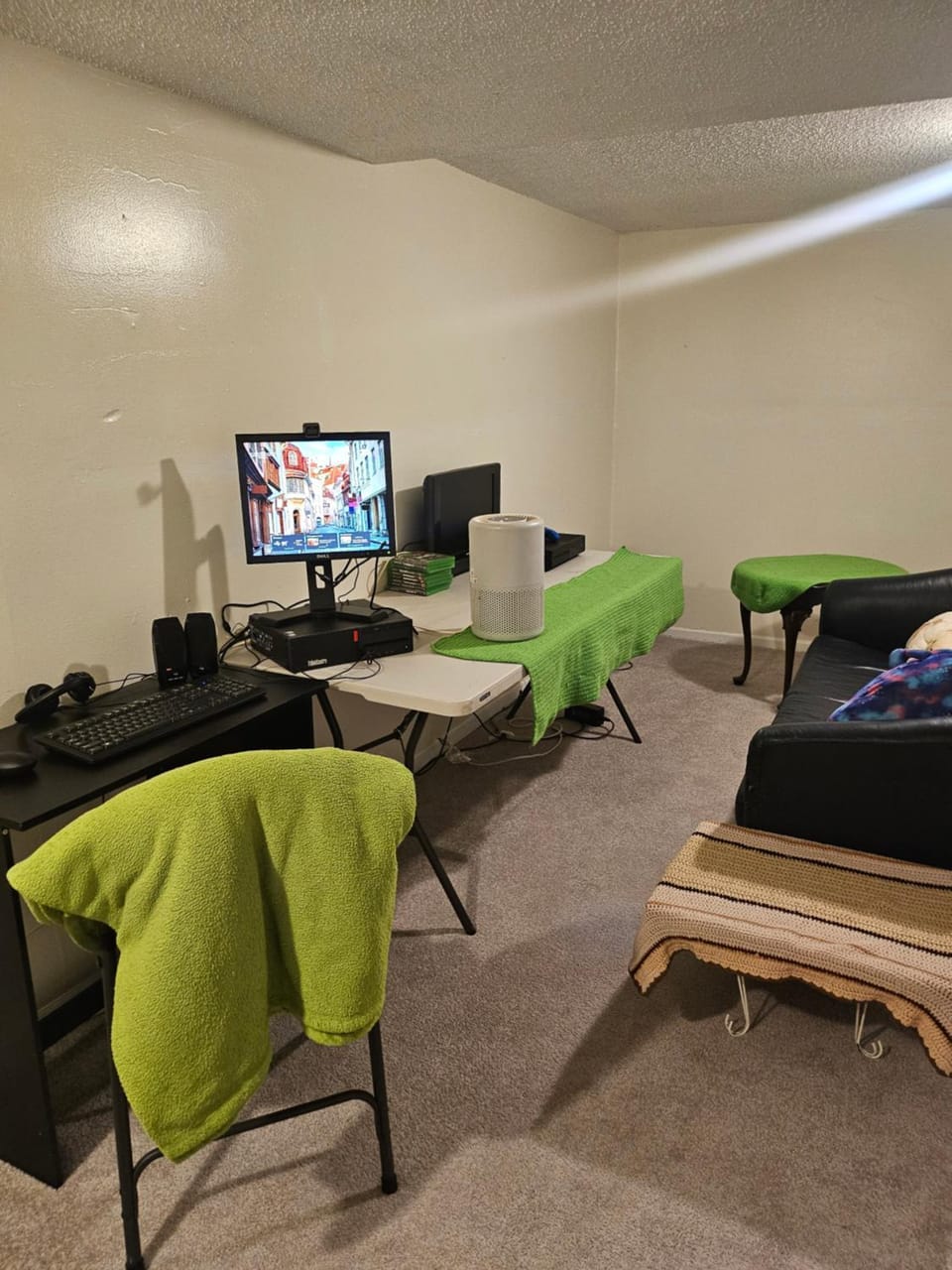 Plantlife LLC Lodge D Vacation rental in Minneapolis