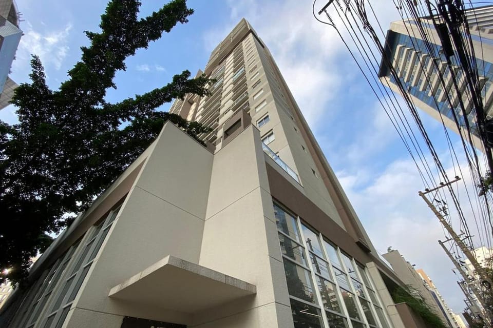 CA2010. Sua Casa na Vila Olimpia, frente Shopping Apartment in Sao Paulo City