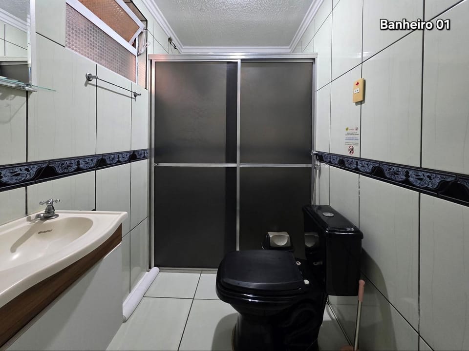 Casa em rua tranquila 4 quartos 5 min Centro House in Foz do Iguaçu