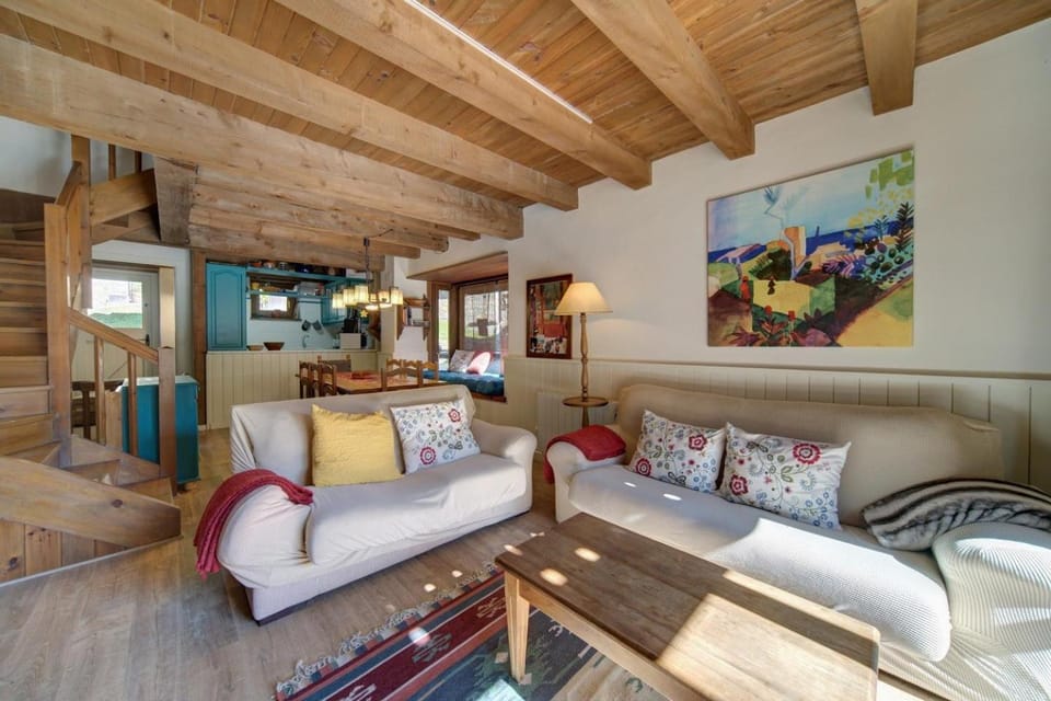 Casa Airola by Totiaran House in Catalonia