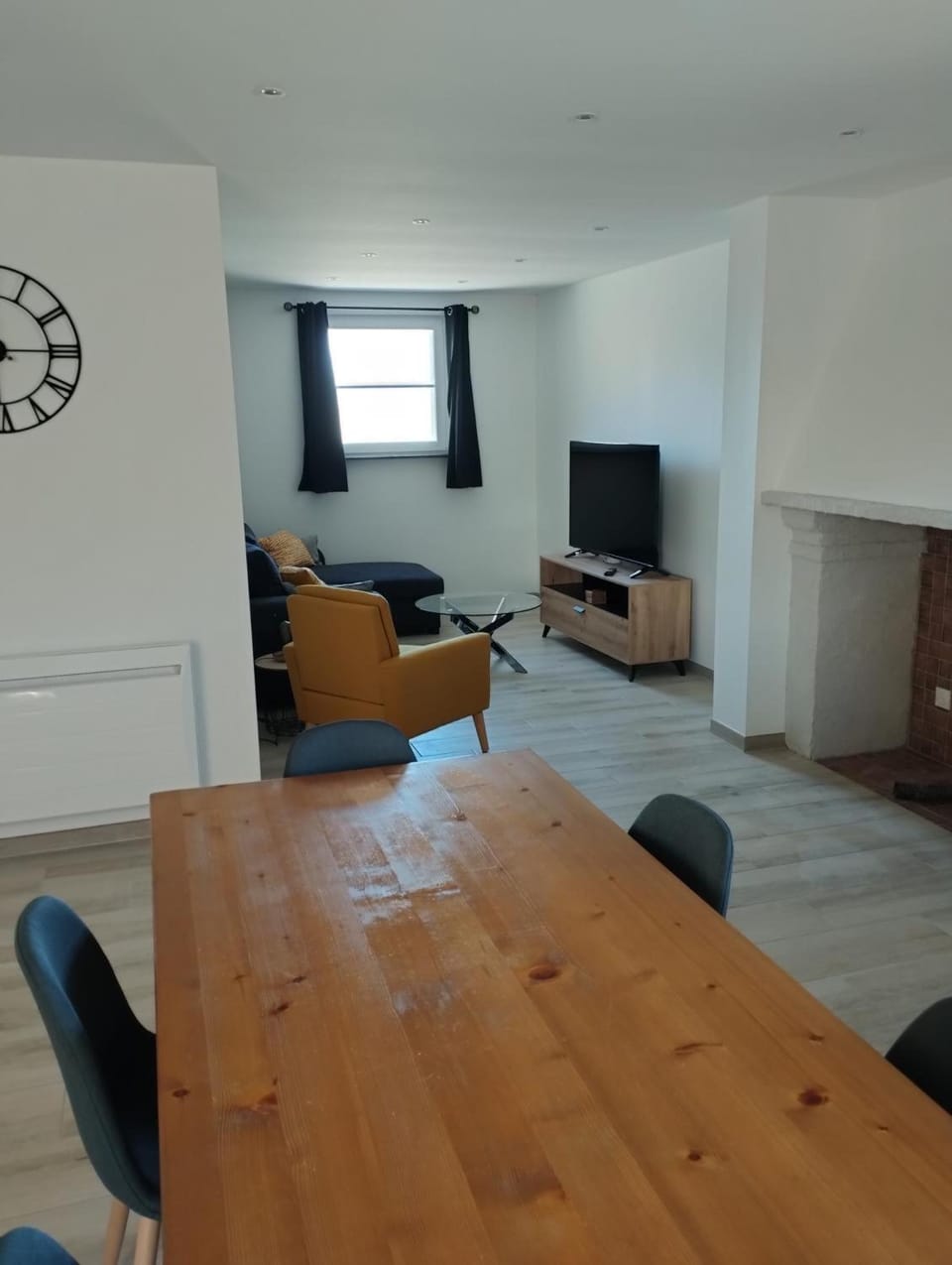 Property building, Living room