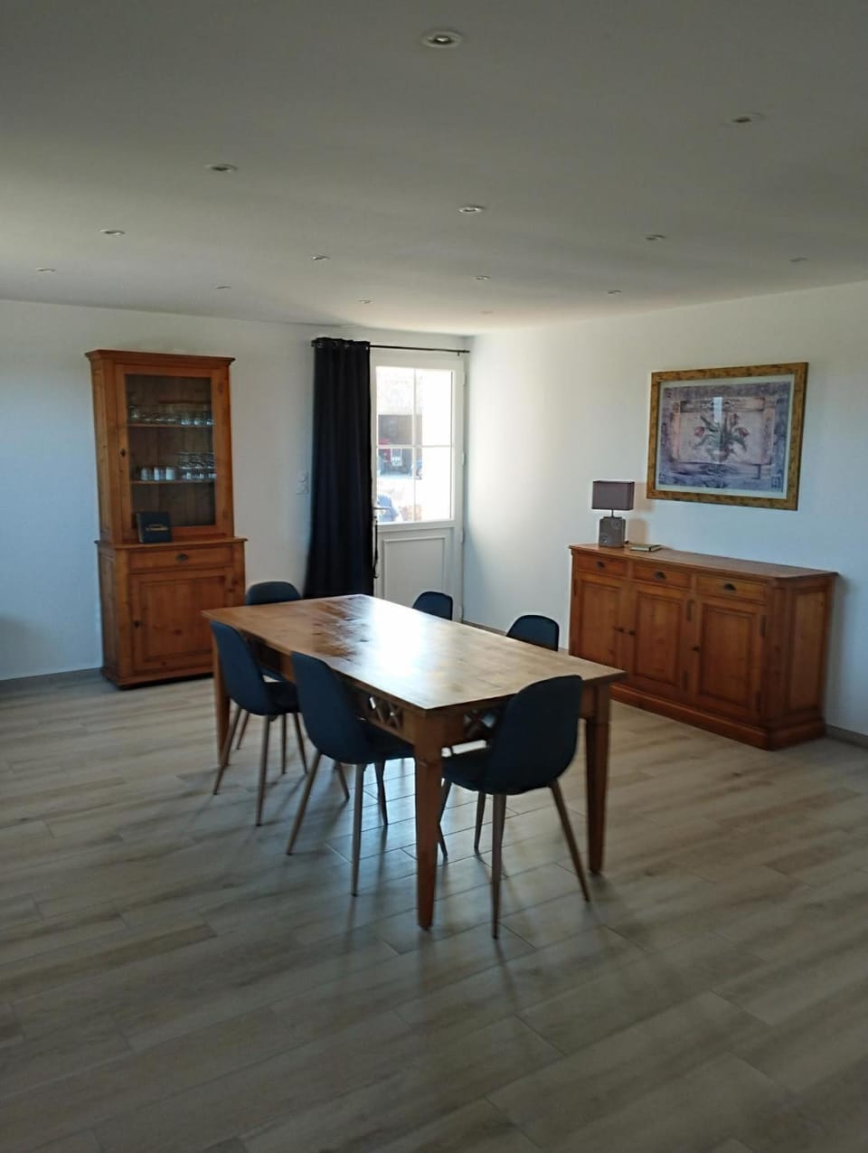 Property building, Living room