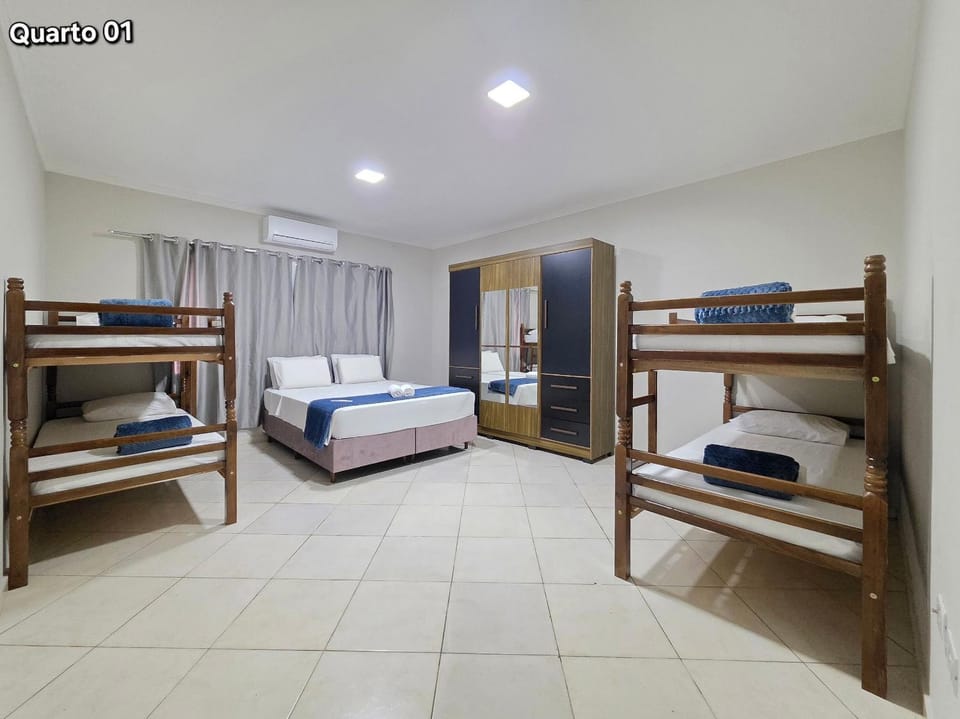 Casa nova prox da Itaipu e Paraguai 3 Quartos House in Foz do Iguaçu