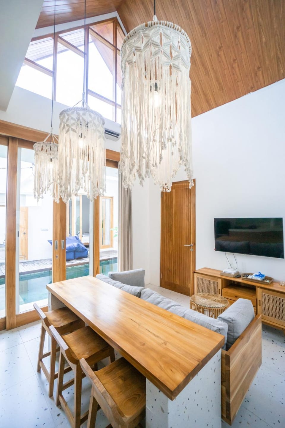 Property building, Living room