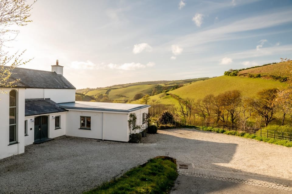 Sleeps 50 - Longlands Devon Private Estate Villa in North Devon District