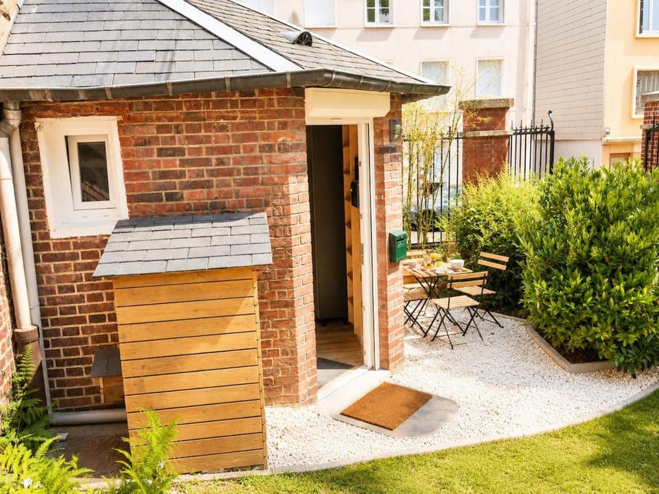 La Cabane Studio Rouen, Gare, CHU, Stationnement gratuit - Linge & Ménage Inclus Apartment in Rouen
