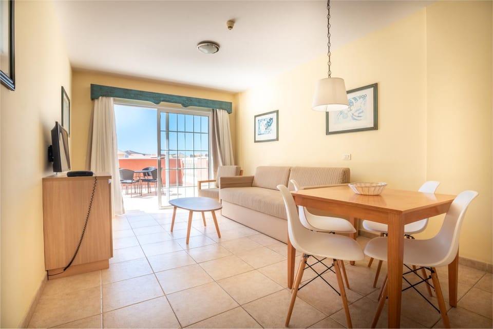 OBSIDIAN Granada Park Apartment in Playa de las Americas