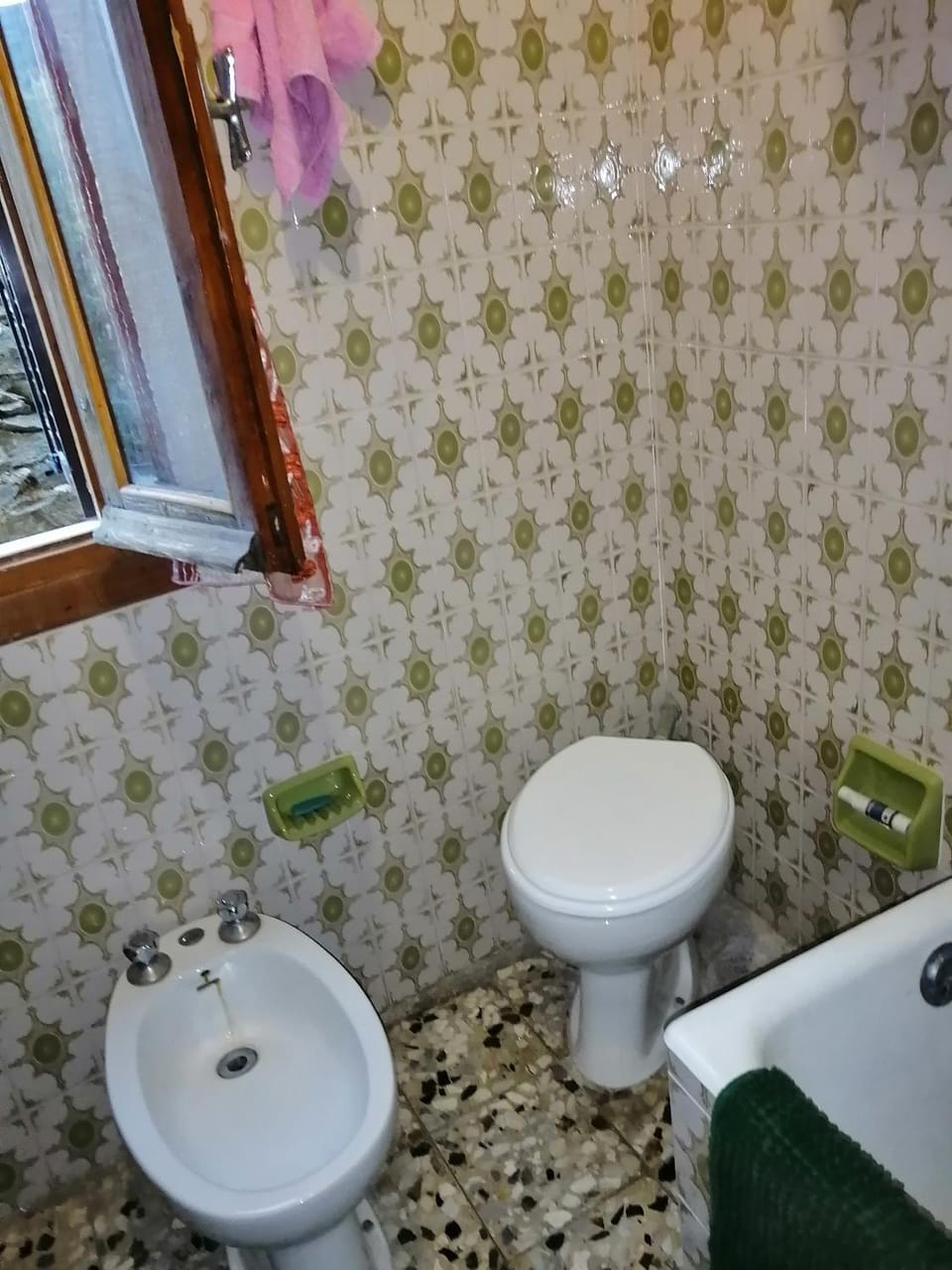Albenga Liguria appartamento con 2 terrazzi e giardino 8 posti letto House in Albenga