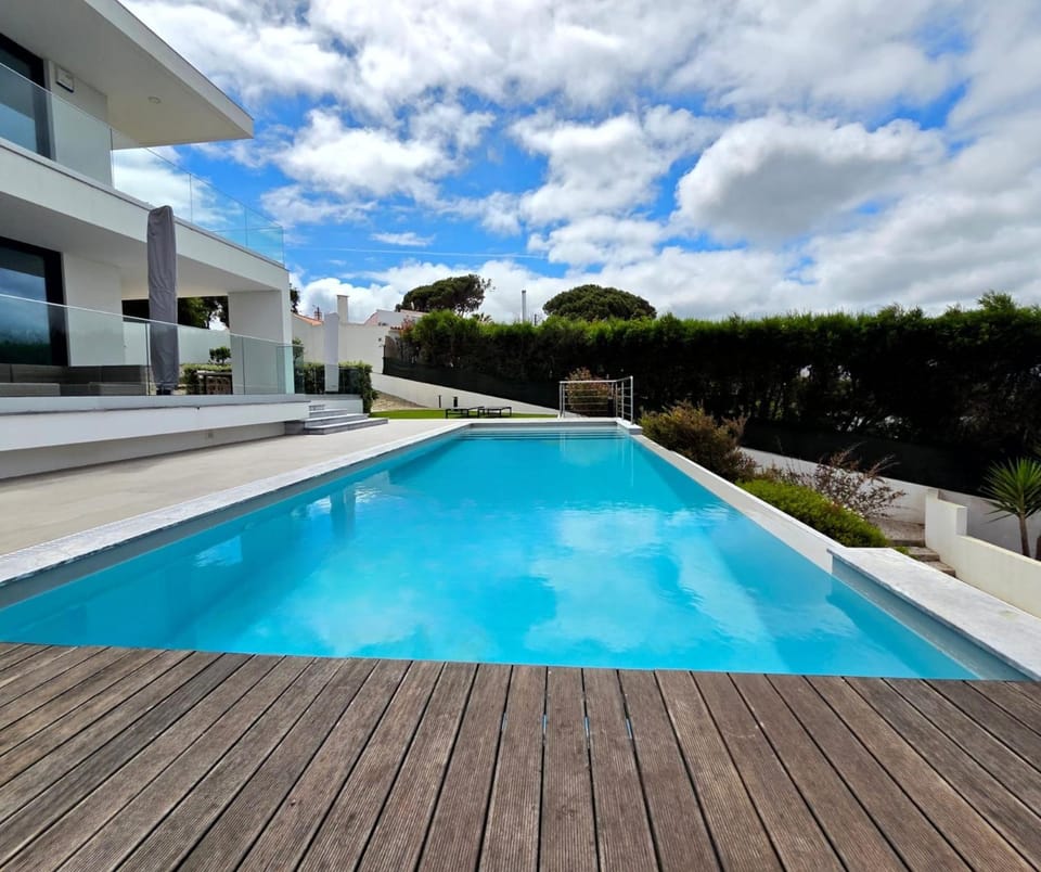 Exceptional Villa with a Panoramic Views over the Óbidos Lagoon Villa in Portugal