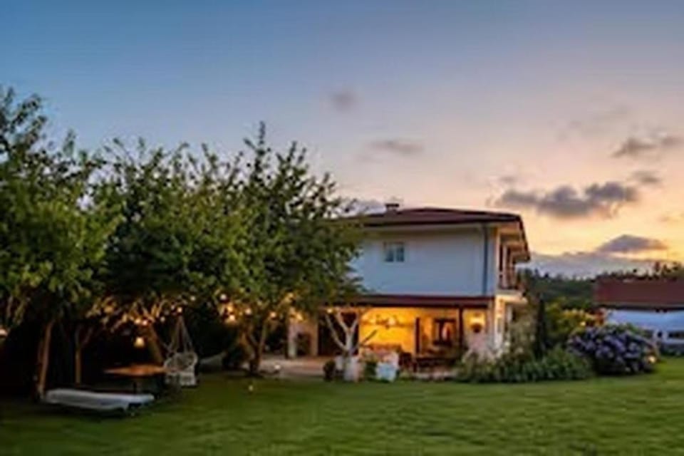 Property building, Garden, Garden view