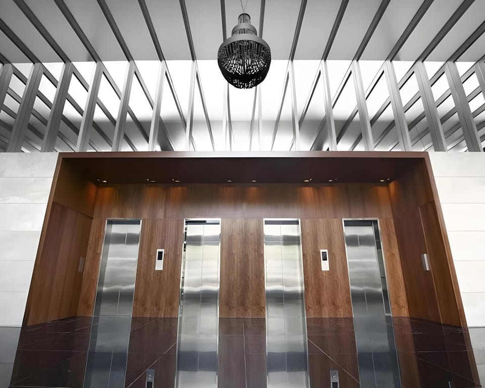 Facade/entrance, Off site, elevator