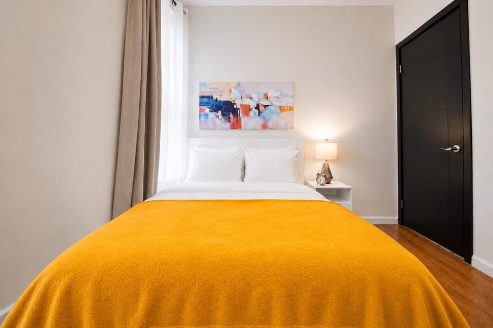 3 BD Gorgeous GetAway Unit Apartment in Upper West Side