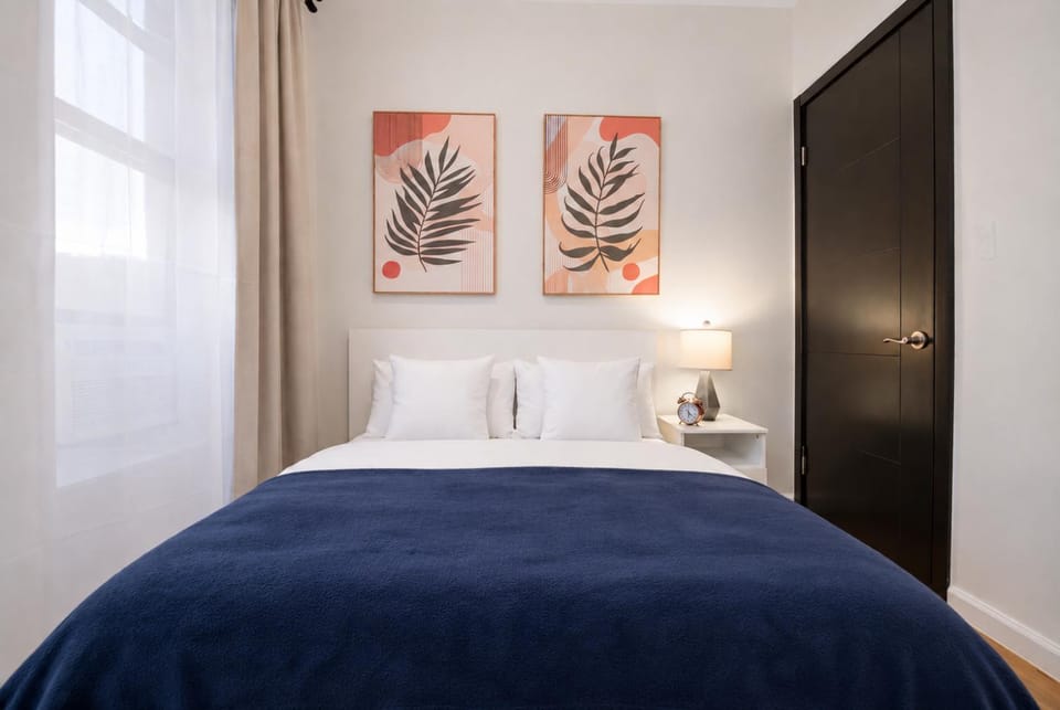 3 BD Gorgeous GetAway Unit Apartment in Upper West Side