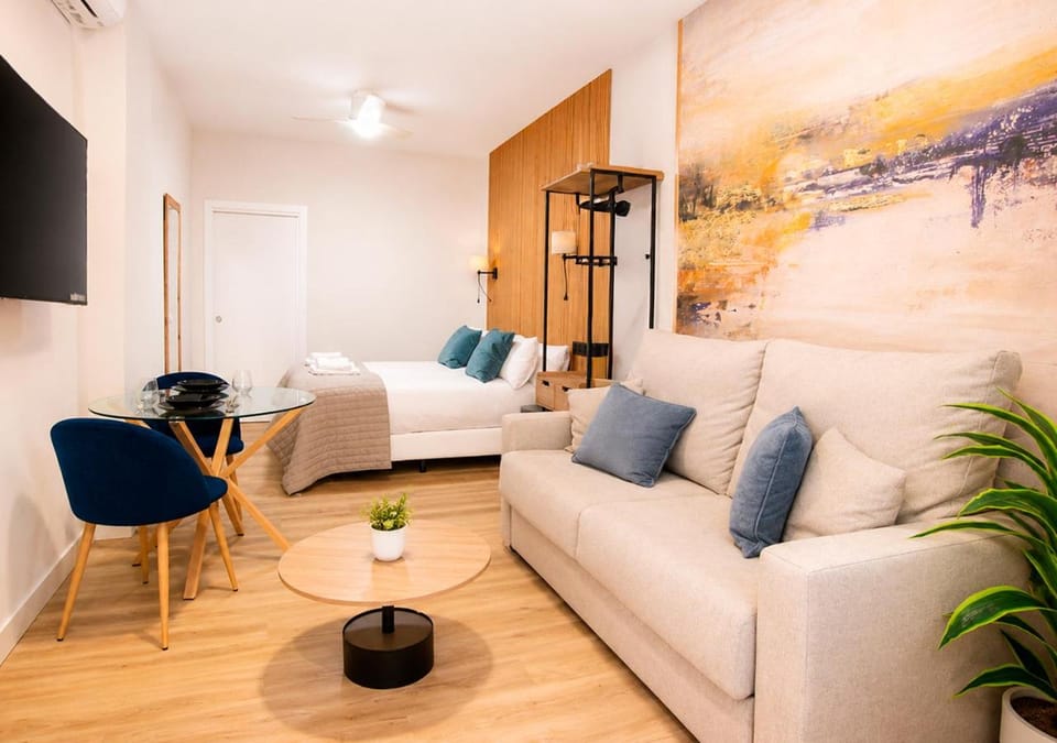 TV and multimedia, Living room, Seating area