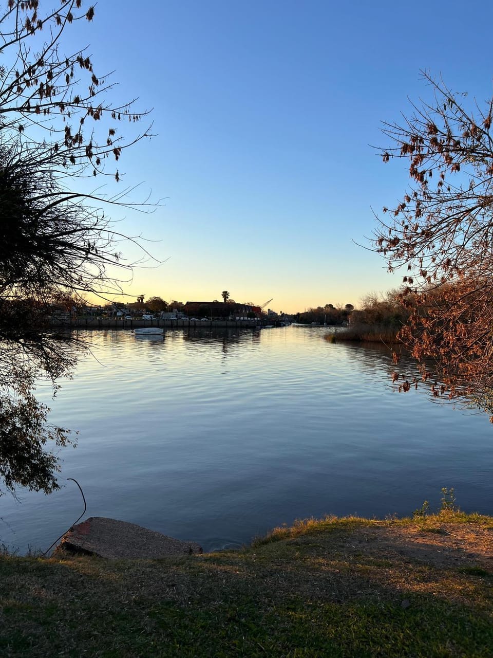 Cabaña rústica frente al río Apartment in Gualeguaychú