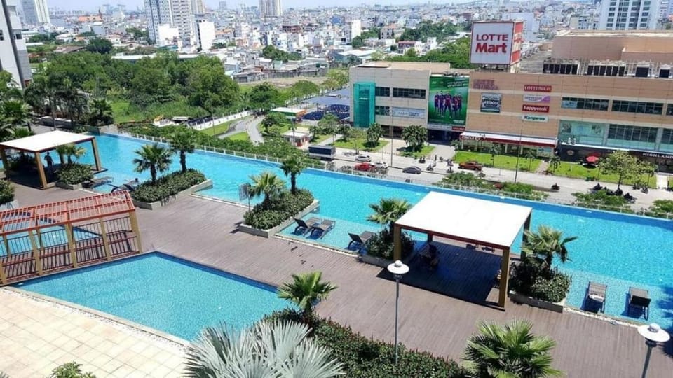 Elegant 2BR - Sunrise City - Pool, Gym & City View Apartment in Ho Chi Minh City