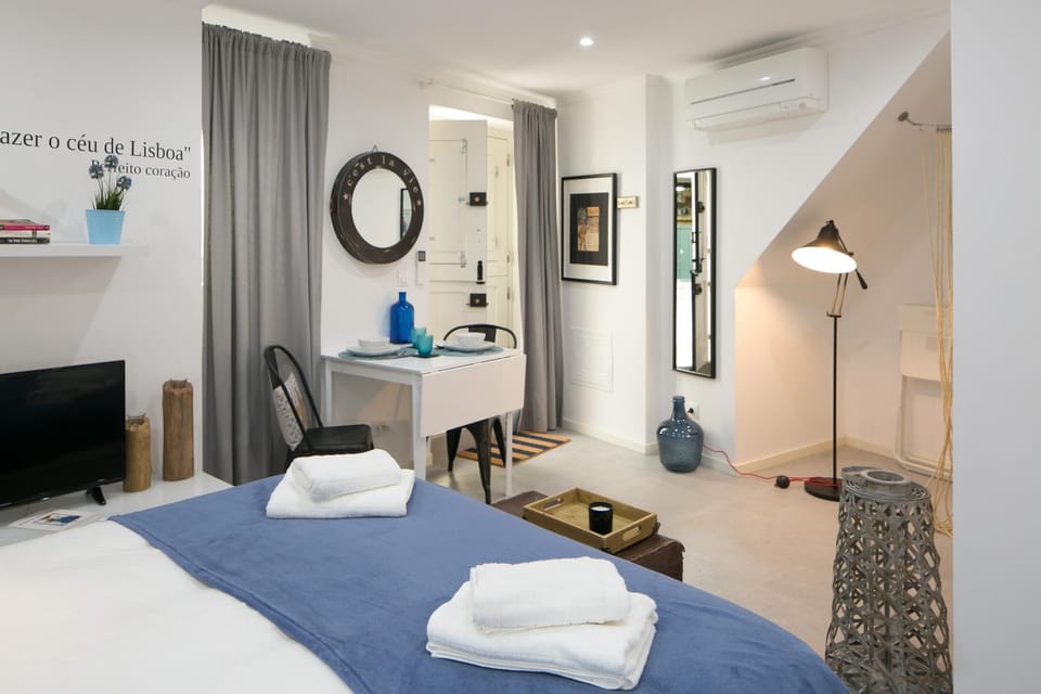 City Center Flats in Mouraria Apartment in Lisbon