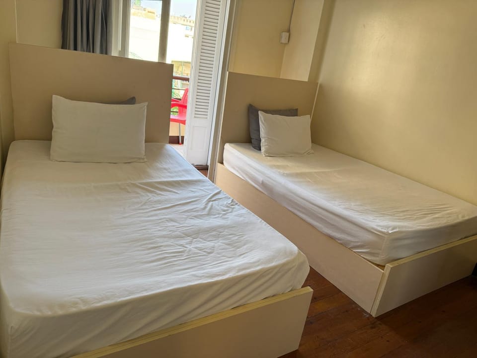 Downtown Apartment - 5 Mins from Tahrir Apartment in Cairo