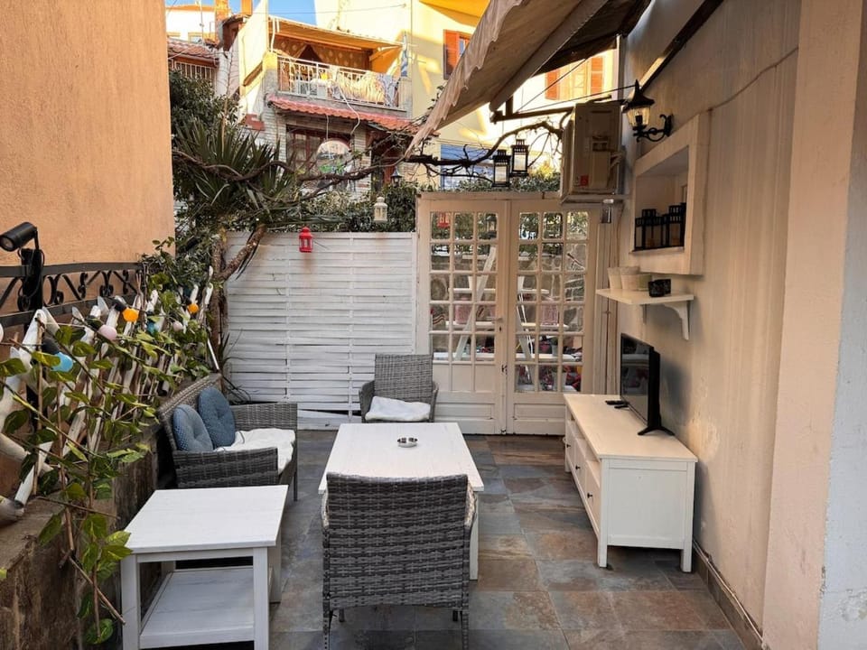 Patio, Balcony/Terrace