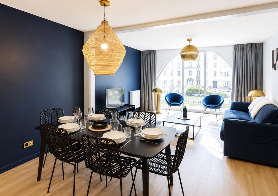 Property building, Living room