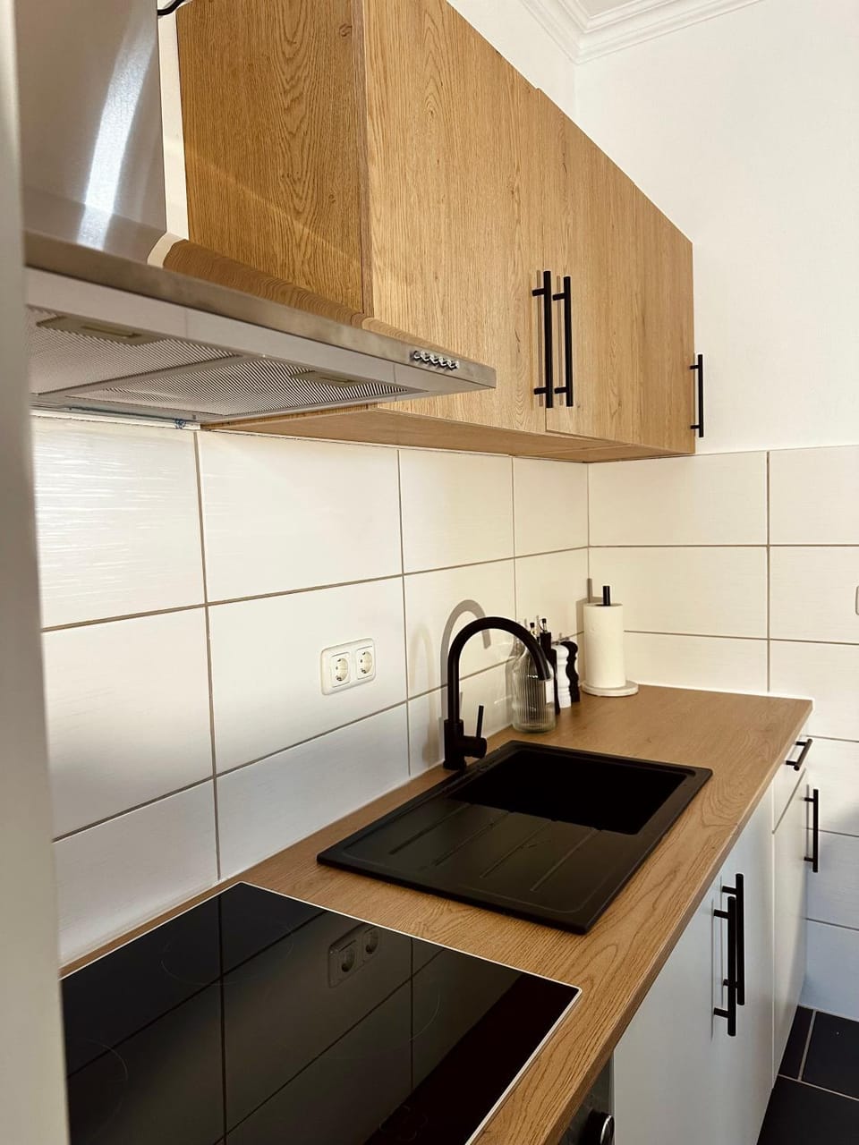 Kitchen or kitchenette, kitchen